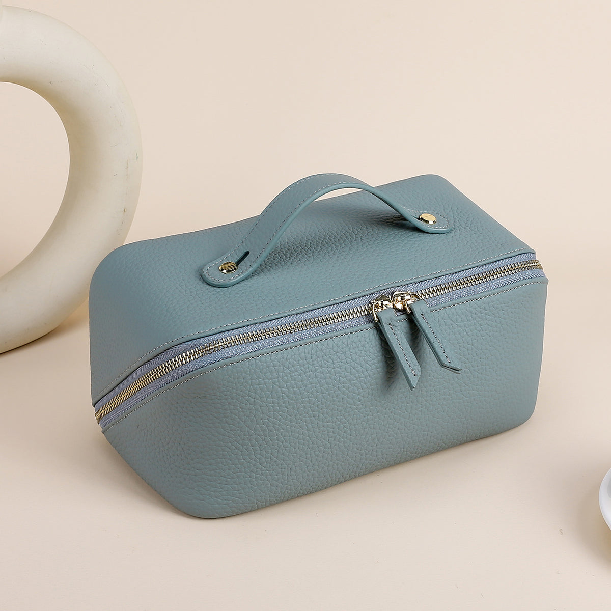 Genuine Leather Makeup Bag – Travel Cosmetic Organizer