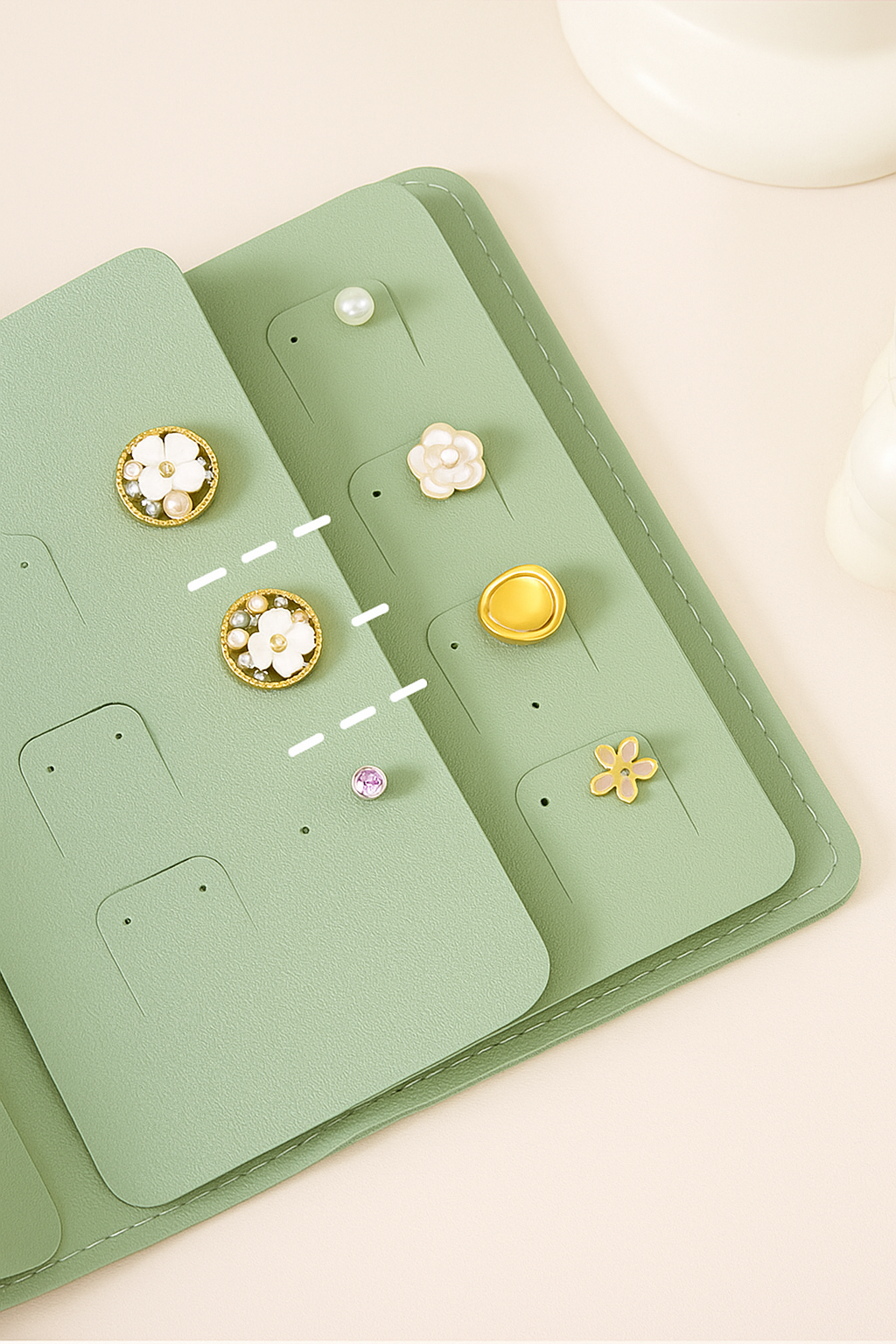 Personalized Earring Holder, Earring Dangle Storage Book/Box, Gift for Her/Birthday Gift